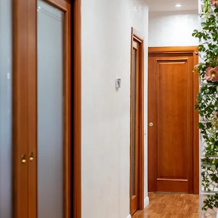 Interno 39 - San Pietro