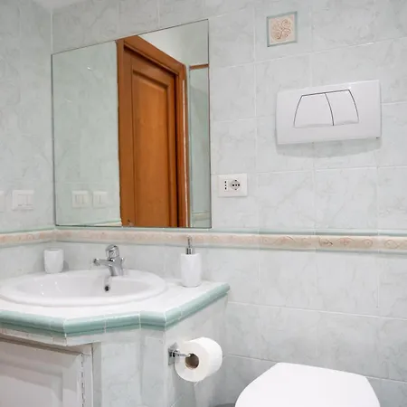 Interno 39 - San Pietro