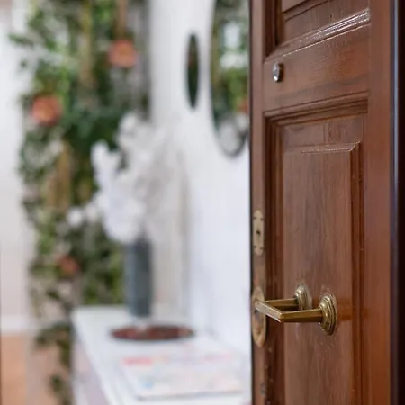 Interno 39 - San Pietro *