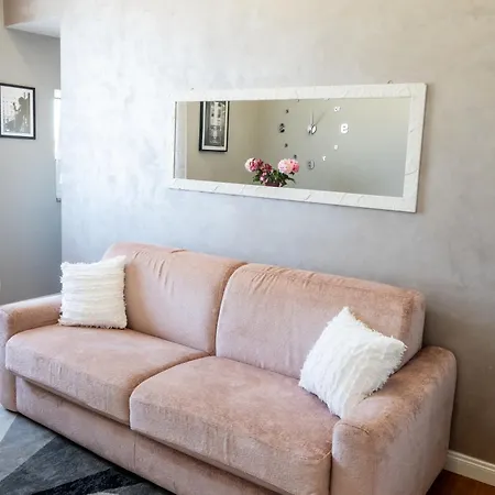 Interno 39 - San Pietro