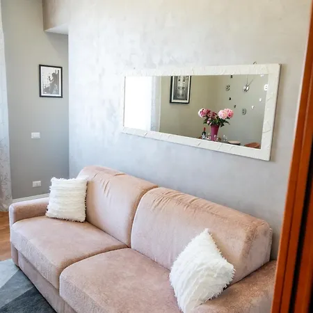 Interno 39 * روما